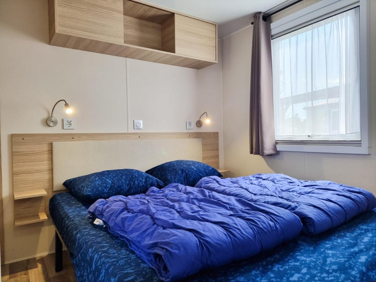 Prachtig Chalet Ok50 D12 Op Familiecamping 오스트카펠 외부 사진