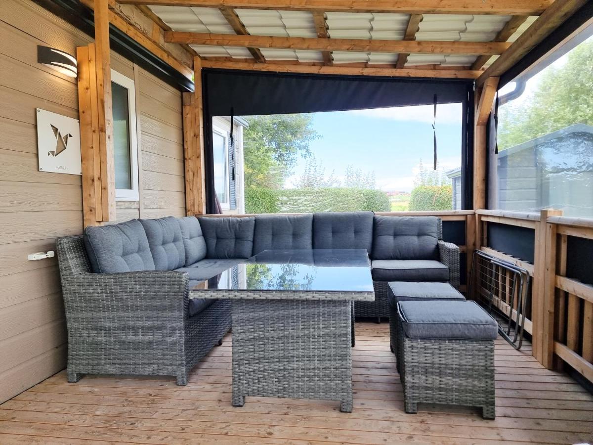 Prachtig Chalet Ok50 D12 Op Familiecamping 오스트카펠 외부 사진