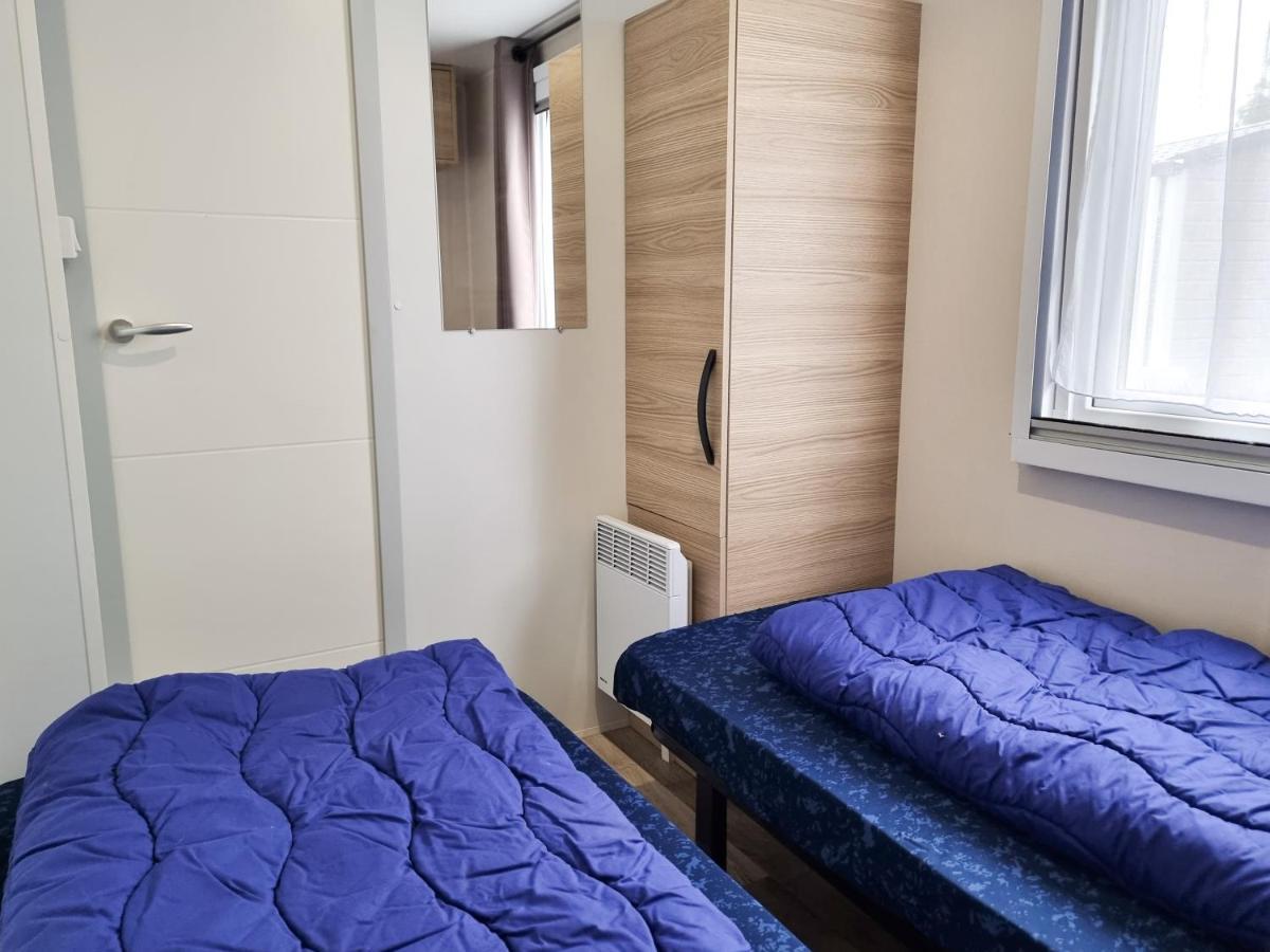 Prachtig Chalet Ok50 D12 Op Familiecamping 오스트카펠 외부 사진