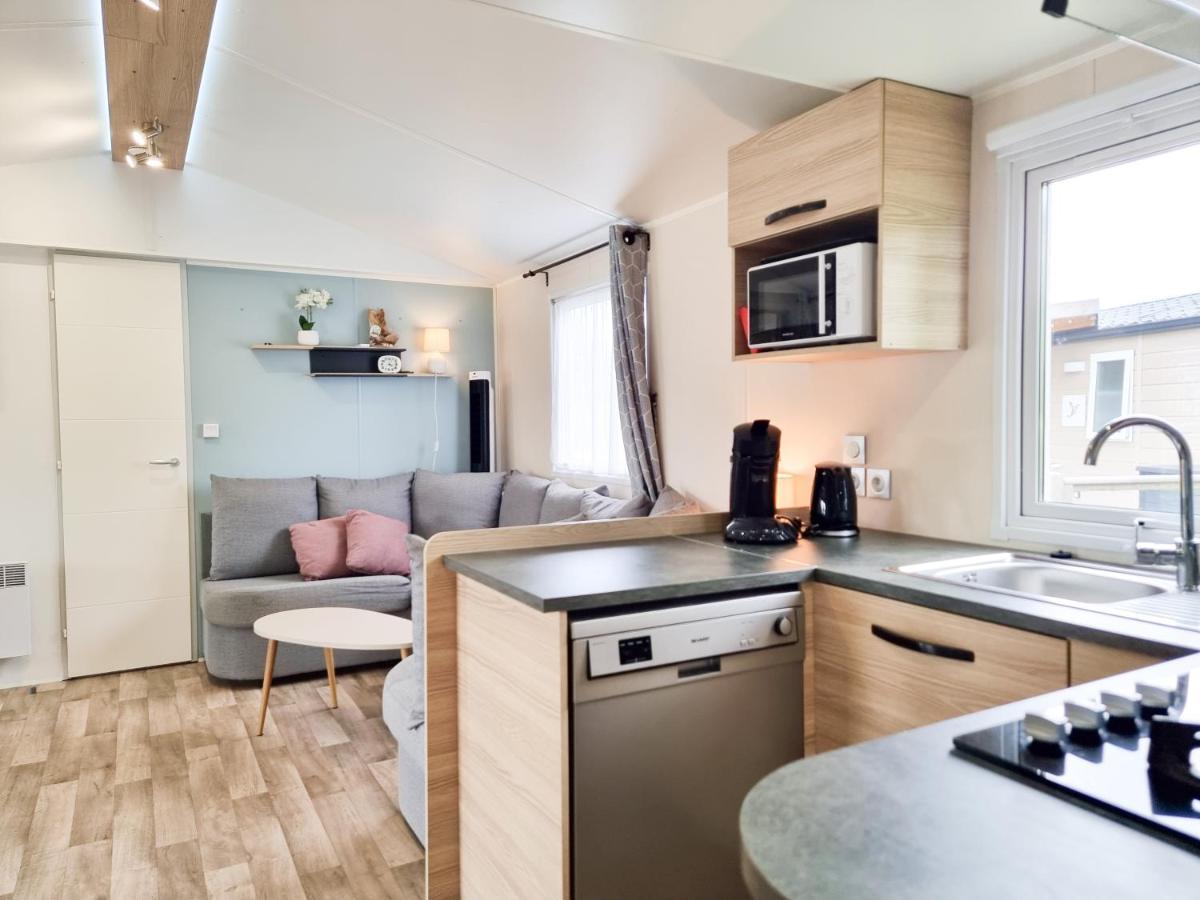 Prachtig Chalet Ok50 D12 Op Familiecamping 오스트카펠 외부 사진